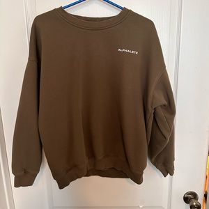 Alphalete women’s classic crew neck